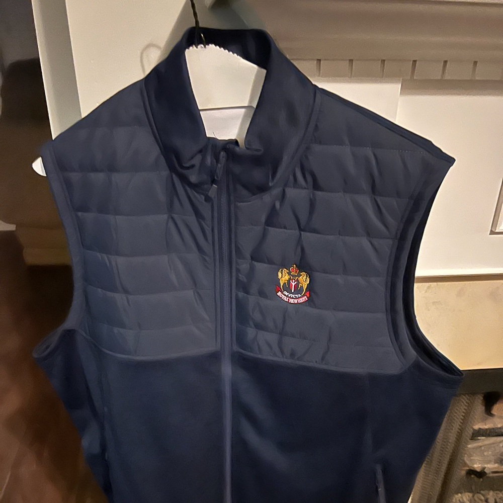 Super comfortable vest, full zipper